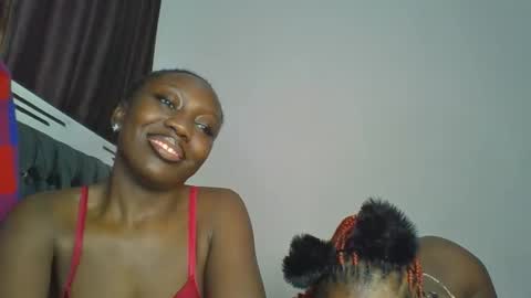 chocobear22 online show from 11/26/25, 09:21