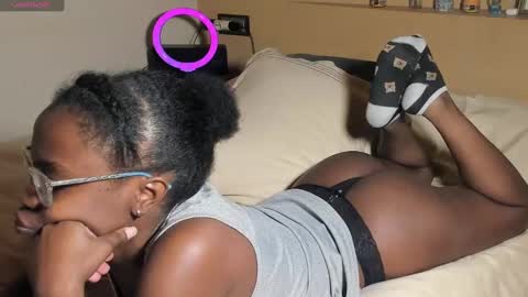 Snapshot of chocolandra_10 chatting on 12/10/24, 07:43 Amber online show from 12/10/24, 07:43