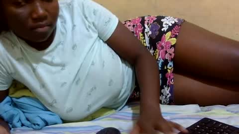 chocolate_baby2 online show from 06/17/26, 06:27