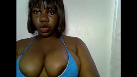 chocolateassgirl61 online show from 09/24/25, 12:52