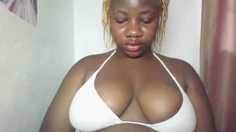 chocolateassgirl61 online show from 03/24/26, 08:52