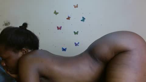 Snapshot of chocolatebony_ chatting on 06/16/26, 07:33 chocolatebony_ online show from 06/16/26, 07:33