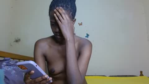 Snapshot of chocolatebony_ chatting on 07/17/26, 08:43 chocolatebony_ online show from 07/17/26, 08:43