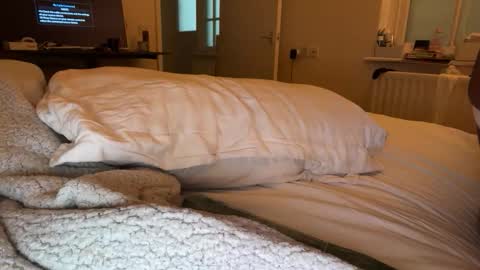 Snapshot of chocolatebunnycakez chatting on 11/25/25, 12:32 chocolatebunnycakez online show from 11/25/25, 12:32