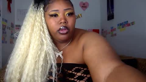 Melina online show from 02/19/25, 02:12