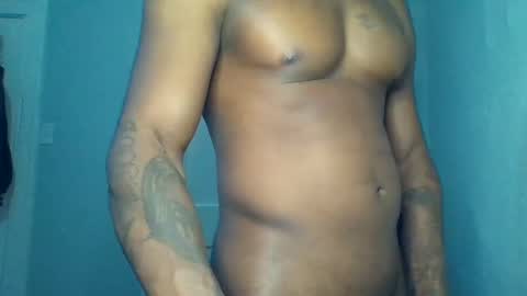 Snapshot of chocolatedolla chatting on 02/13/25, 10:02 chocolatedolla online show from 02/13/25, 10:02