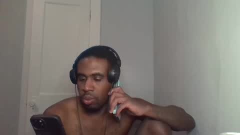 Snapshot of chocolatedolla chatting on 02/27/25, 01:38 chocolatedolla online show from 02/27/25, 01:38