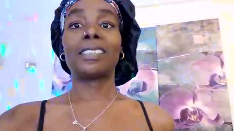 Snapshot of chocolatedrop_ chatting on 11/17/25, 09:42 chocolatedrop_ online show from 11/17/25, 09:42