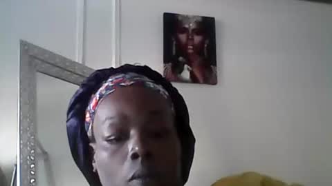 Snapshot of chocolatedrop_ chatting on 06/09/26, 10:49 chocolatedrop_ online show from 06/09/26, 10:49