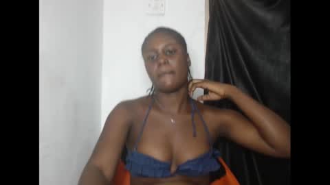 chocoslut20 online show from 01/15/25, 08:51