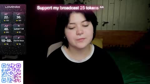 Snapshot of choe_bliss chatting on 10/15/25, 02:22 choe_bliss online show from 10/15/25, 02:22