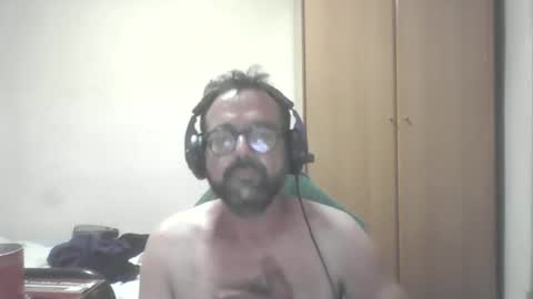 Snapshot of chokmak chatting on 09/27/25, 01:21 chokmak online show from 09/27/25, 01:21