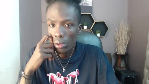 Chombo online show from 12/30/24, 06:38