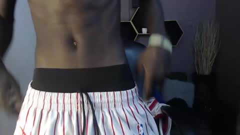 Chombo online show from 01/04/25, 06:51