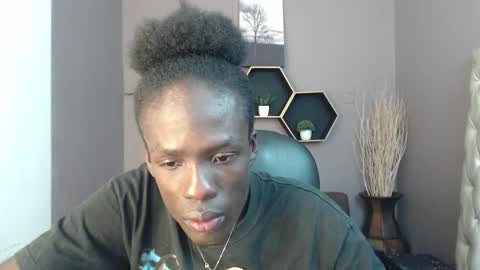 Chombo online show from 01/14/25, 07:53