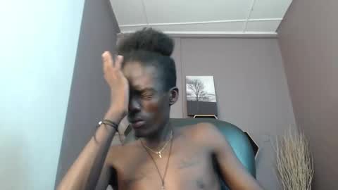 Chombo online show from 01/25/25, 01:32