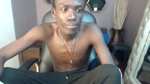 Chombo online show from 01/30/25, 05:19