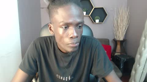 Chombo online show from 02/04/25, 10:54