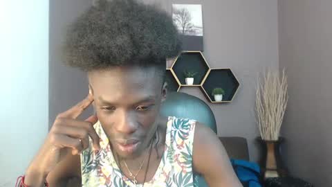 Chombo online show from 02/24/25, 07:19