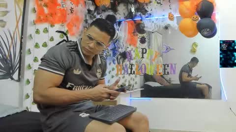 Snapshot of choreythaiylor chatting on 11/02/25, 02:30 Chorey Thaylor online show from 11/02/25, 02:30