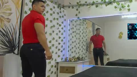 Snapshot of choreythaiylor chatting on 11/08/25, 02:39 Chorey Thaylor online show from 11/08/25, 02:39