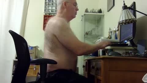 Snapshot of chris2002b chatting on 02/01/26, 07:51 chris2002b online show from 02/01/26, 07:51
