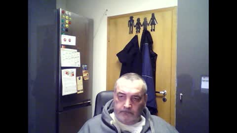 Chris online show from 01/05/25, 04:36