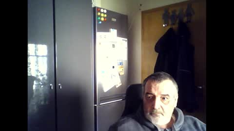 Chris online show from 02/01/25, 10:37