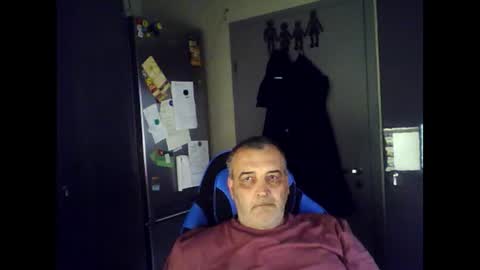 Snapshot of chris250268 chatting on 06/11/26, 06:06 Chris online show from 06/11/26, 06:06