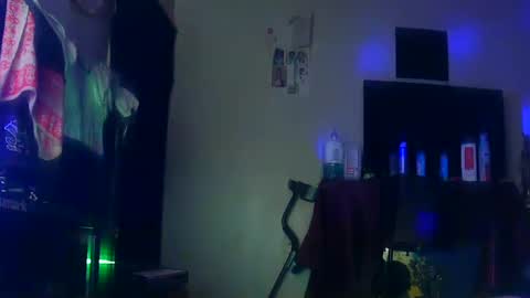 Snapshot of chris4uall chatting on 09/09/25, 11:10 Chris online show from 09/09/25, 11:10