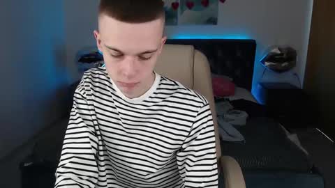 Snapshot of chris_18rown chatting on 02/19/25, 12:22 Chris Brown online show from 02/19/25, 12:22