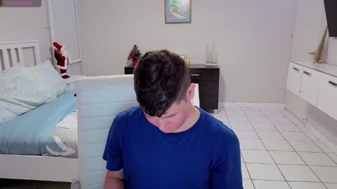 Chris Evens online show from 12/02/25, 01:33