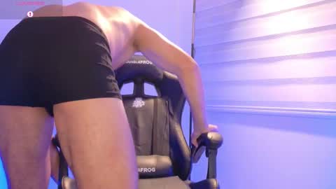 Snapshot of chris_argent chatting on 10/24/25, 02:52 Chris Argent online show from 10/24/25, 02:52