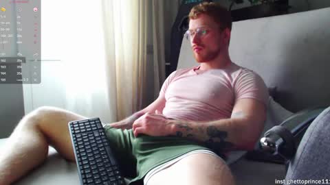 redhead thief of sausages and hearts online show from 04/04/26, 07:39