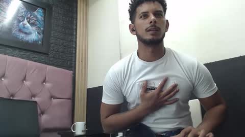 chris_dick2 online show from 10/23/25, 04:34