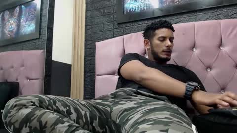 Snapshot of chris_dick2 chatting on 11/20/25, 04:56 chris_dick2 online show from 11/20/25, 04:56