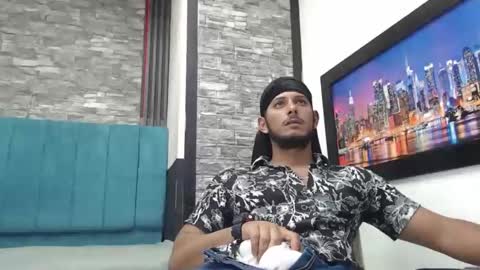 Snapshot of chris_dick2 chatting on 11/23/25, 06:24 chris_dick2 online show from 11/23/25, 06:24