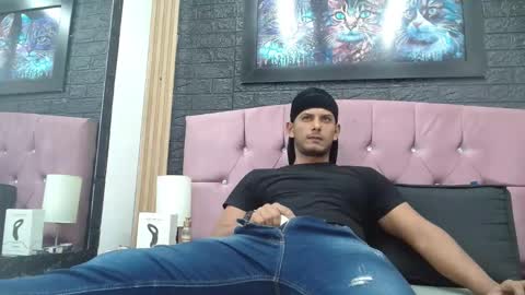 chris_dick2 online show from 01/06/26, 03:21