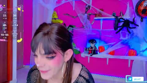 Snapshot of chris_parker01 chatting on 10/07/25, 12:35 juli Instagram july rv17 - Twitter juli rv17 online show from 10/07/25, 12:35