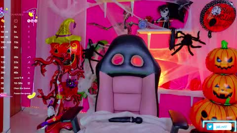 Snapshot of chris_parker01 chatting on 10/25/25, 12:34 juli Instagram july rv17 - Twitter juli rv17 online show from 10/25/25, 12:34