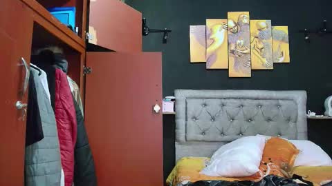 Yarixa online show from 10/07/25, 02:31