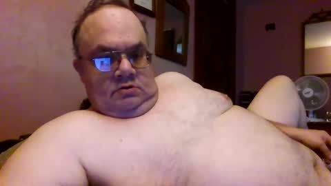 Snapshot of chrismini312 chatting on 10/06/25, 04:48 Chris The Jerk Off King online show from 10/06/25, 04:48