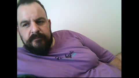 Snapshot of chrisole chatting on 01/11/25, 08:11 chris ole online show from 01/11/25, 08:11