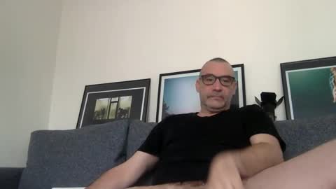 chrispanam13 online show from 11/12/25, 09:10