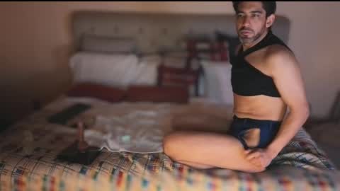 Snapshot of chrispgz chatting on 11/02/25, 10:28 Horny Latino in Chile online show from 11/02/25, 10:28