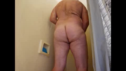 Snapshot of chrispycum chatting on 09/19/25, 03:19 Chris online show from 09/19/25, 03:19