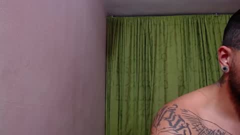 chriss_james online show from 02/06/25, 03:27