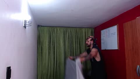 chriss_james online show from 10/26/25, 02:06
