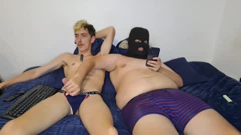 Snapshot of chrisslicer chatting on 01/11/25, 09:36 Christopher online show from 01/11/25, 09:36