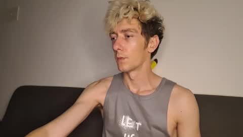 Snapshot of chrisslicer chatting on 11/10/25, 02:10 Christopher online show from 11/10/25, 02:10